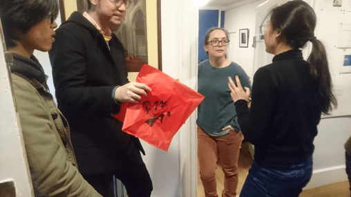 A person standing in a room

Description automatically generated